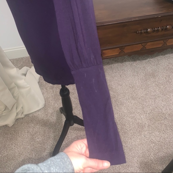 Banana Republic cowl neck top. Size S - Picture 5 of 9